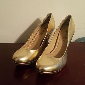 Gold heels